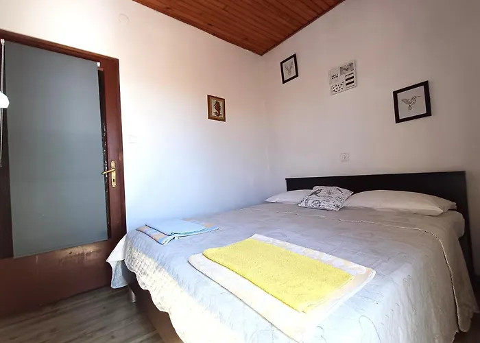 Apartmán Affordable Almira With Shared Kitchen